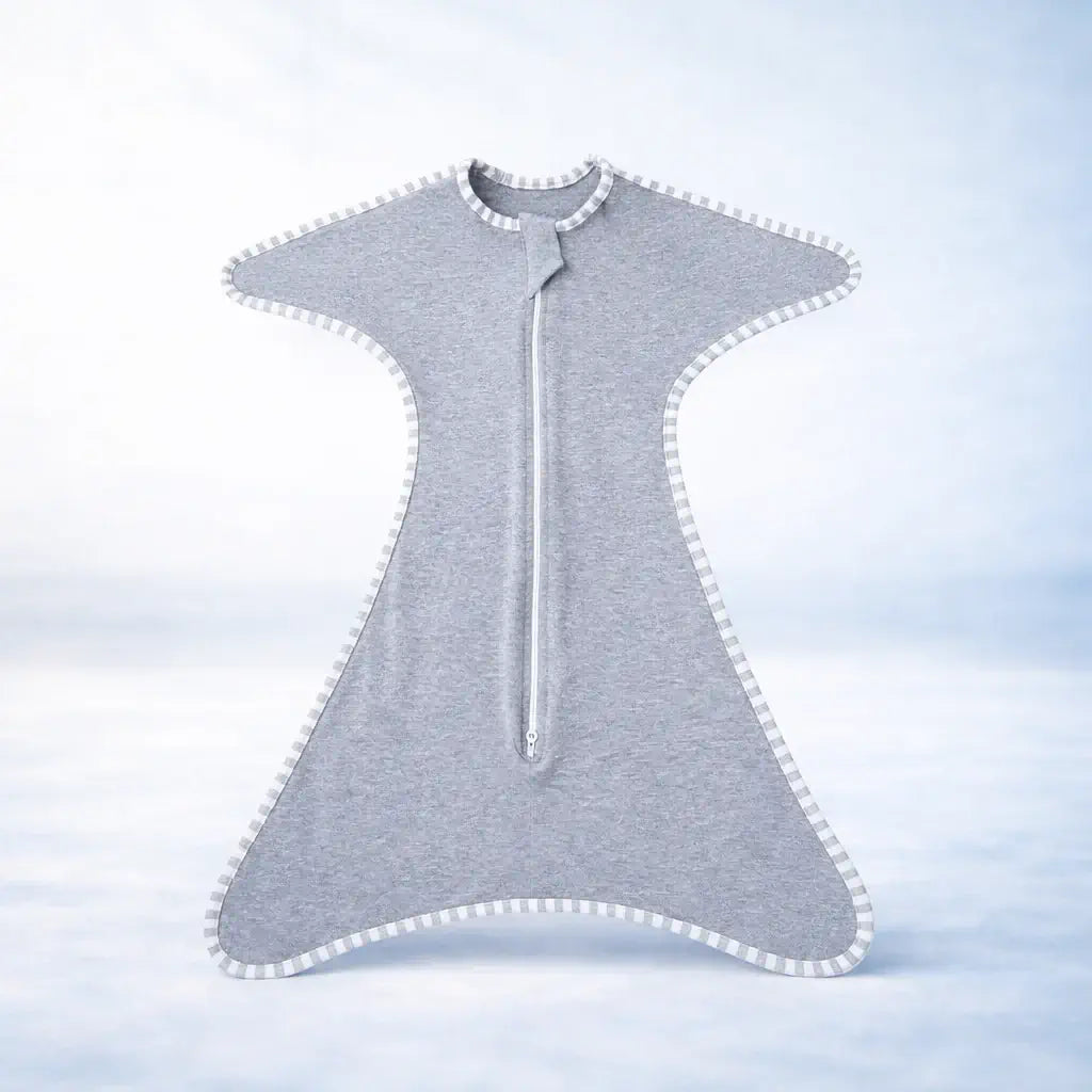 Newborn Cacoon – Gentle Anti-Startle Comfort in soft breathable cotton with calming wrap design for newborns.