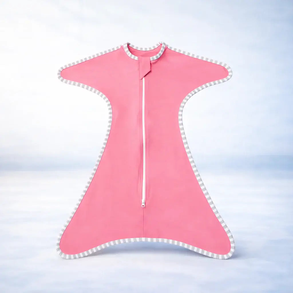 Newborn Cacoon – Gentle Anti-Startle Comfort in soft pink design, perfect for newborns and soothing sleep.